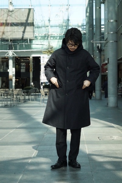 COMOLI ” Cotton Hooded Coat “ – メイクス オンラインストア